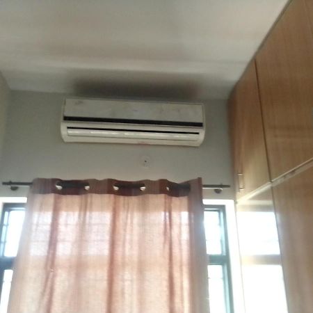 Newly Renovated Guesthouse Ισλαμαμπάντ Εξωτερικό φωτογραφία